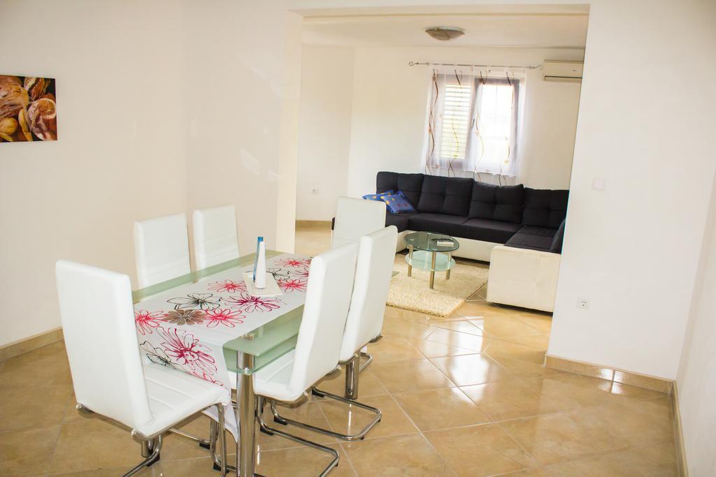 Vasto Apartments คาชเตลา ห้อง รูปภาพ